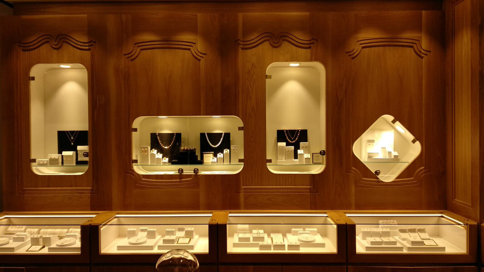 Aristocrazy castellon1